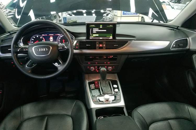 Used Audi A6L 2016 30 FSI Technology Model Interior 2