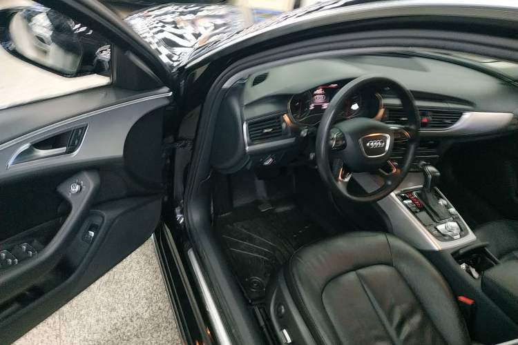 Used Audi A6L 2016 30 FSI Technology Model Interior 3