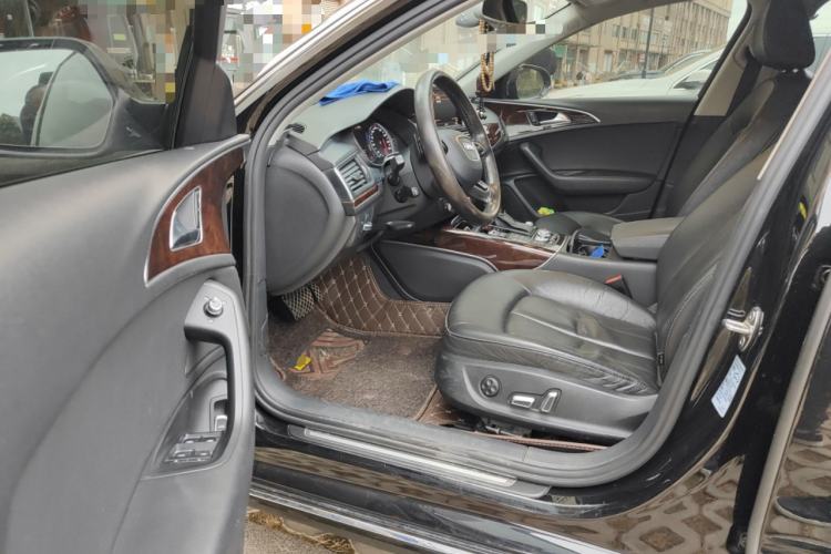 Used Audi A6L 2016 30 FSI Comfort Version Interior 3