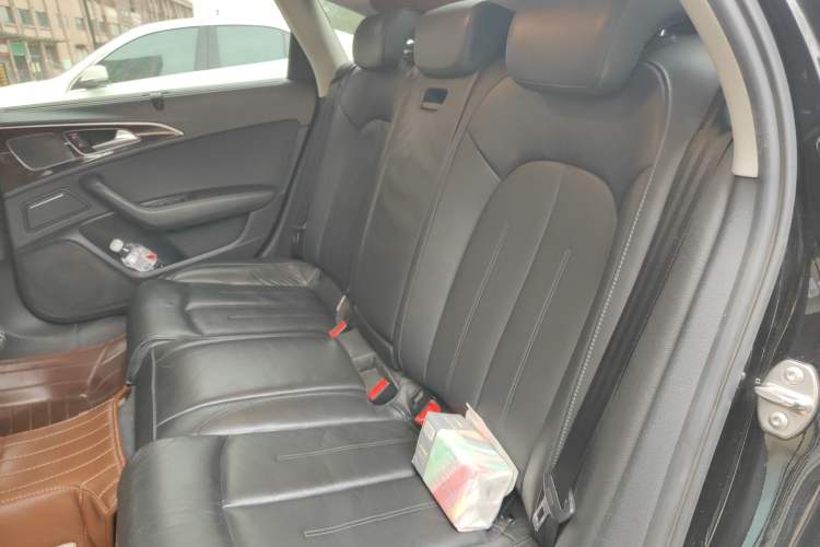 Used Audi A6L 2016 30 FSI Comfort Version Interior 4