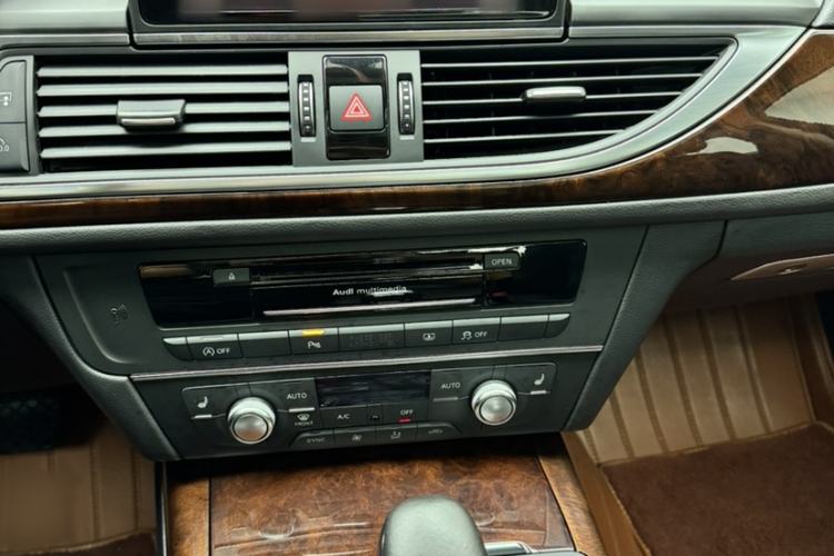Used Audi A6L 2016 30 FSI Comfort Version Interior 5