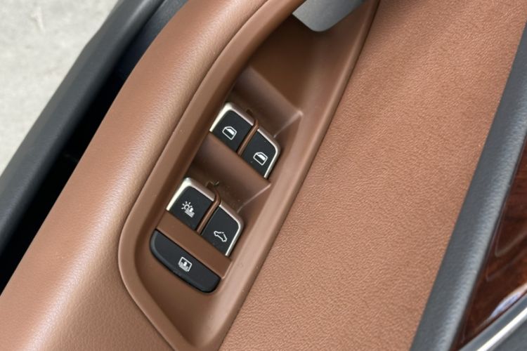 Used Audi A6L 2016 30 FSI Comfort Version Interior 8