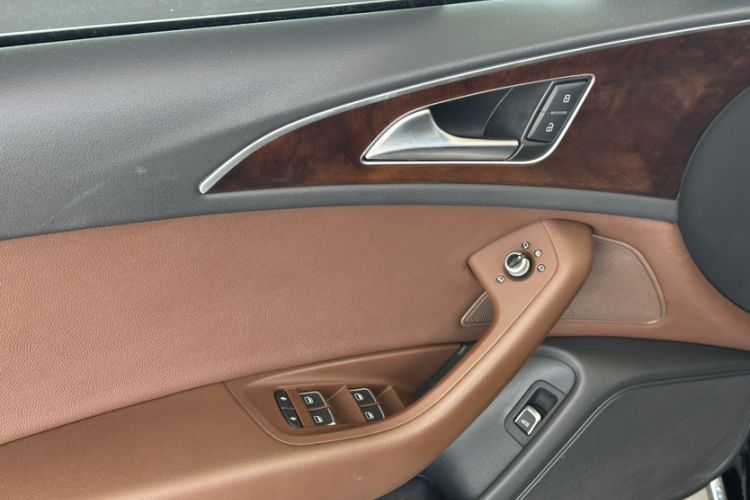Used Audi A6L 2016 30 FSI Comfort Version Interior 9