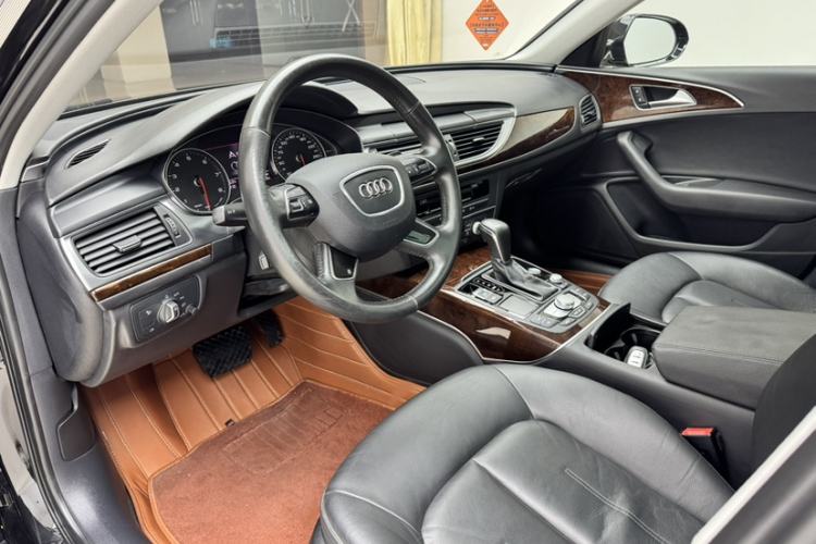 Used Audi A6L 2016 30 FSI Comfort Version Interior 9