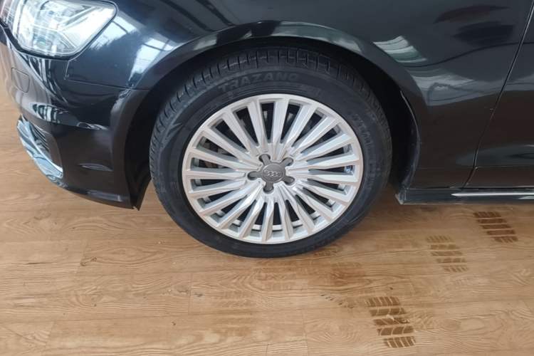 Used Audi A6L 2016 TFSI Technology Edition Left Front Wheel Hub