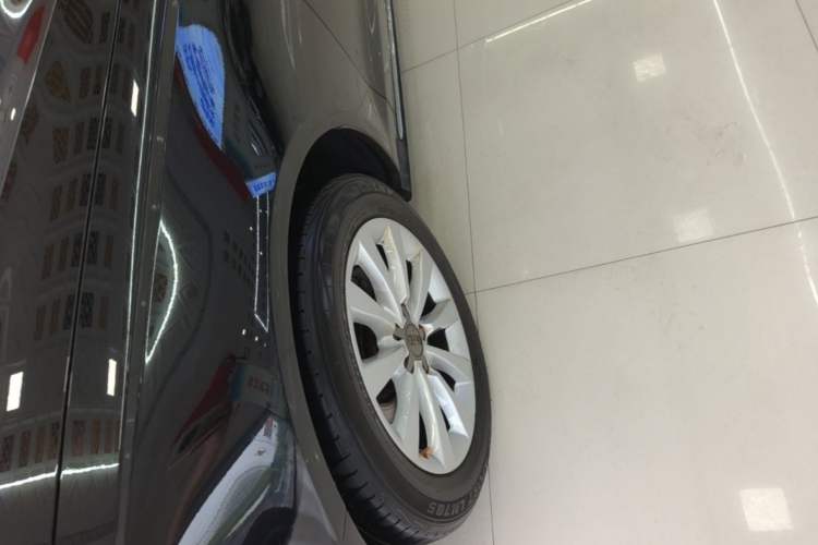 Used Audi A6L 2016 TFSI Technology Edition Left Front Wheel Hub