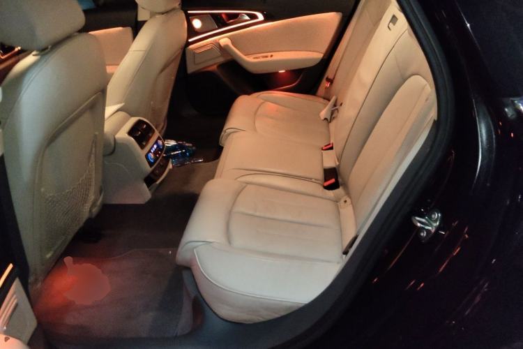 Used Audi A6L 2016 30 FSI Comfort Version Left Rear Seat