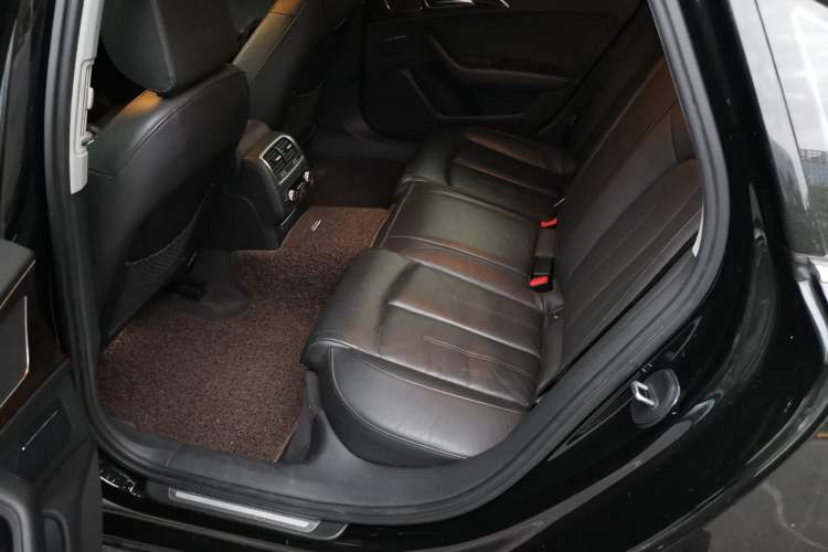 Used Audi A6L 2016 30 FSI Comfort Version Left Rear Seat