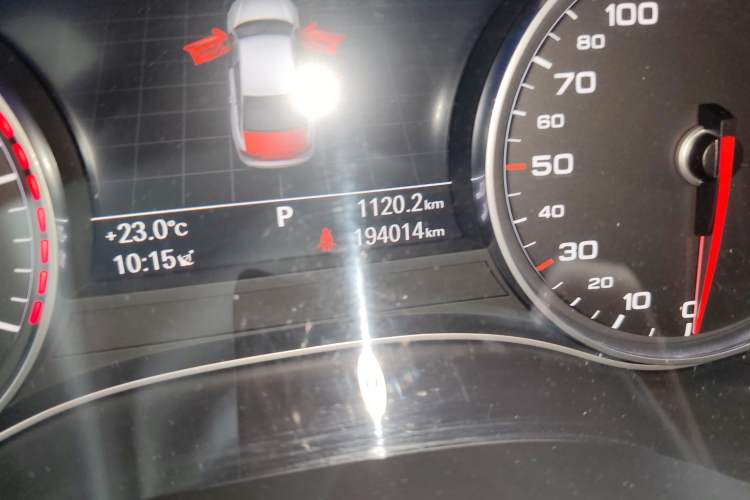 Used Audi A6L 2016 50 TFSI quattro Luxury Edition Odometer Close Up