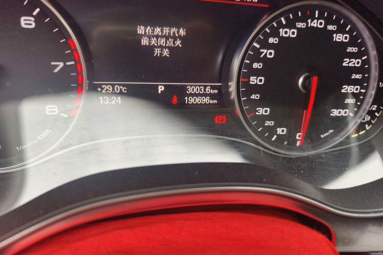 Used Audi A6L 2016 TFSI Technology Edition Odometer Close Up