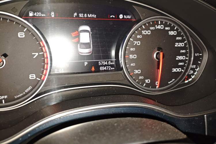 Used Audi A6L 2016 TFSI Technology Edition Odometer Close Up