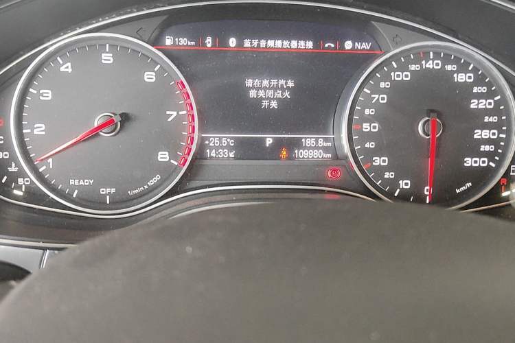 Used Audi A6L 2016 30 FSI Comfort Version Odometer Close Up