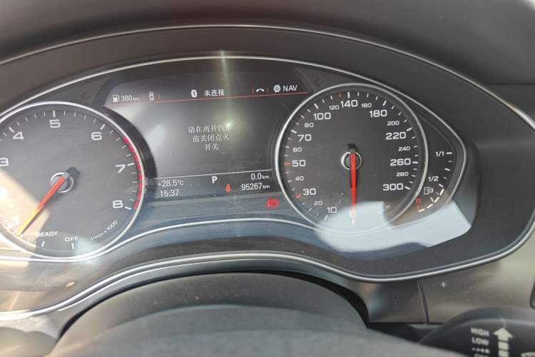 Used Audi A6L 2016 30 FSI Technology Model Odometer Close Up