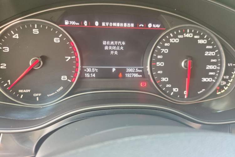 Used Audi A6L 2016 50 TFSI quattro Luxury Edition Odometer Close Up