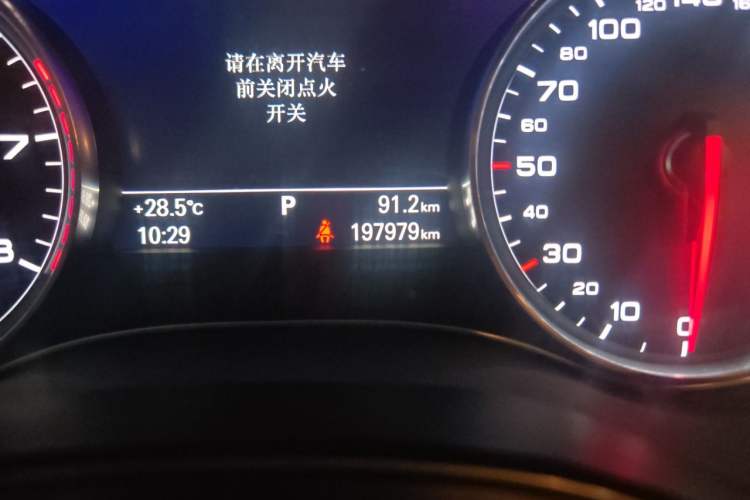 Used Audi A6L 2016 45 TFSI quattro Sport Edition Odometer Close Up