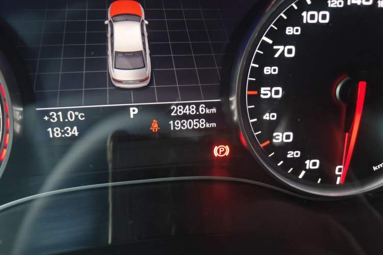 Used Audi A6L 2016 TFSI Comfort Model Odometer Close Up