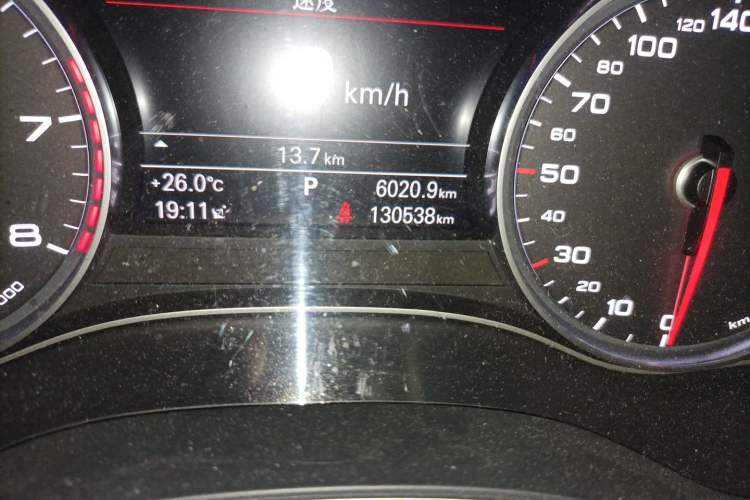 Used Audi A6L 2016 TFSI Technology Edition Odometer Close Up