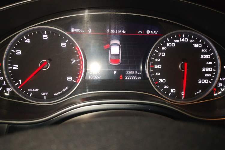 Used Audi A6L 2016 30 FSI Comfort Version Odometer Close Up