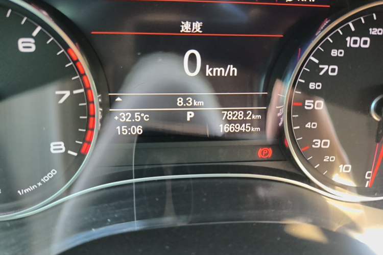 Used Audi A6L 2016 45 TFSI quattro Sport Edition Odometer Close Up