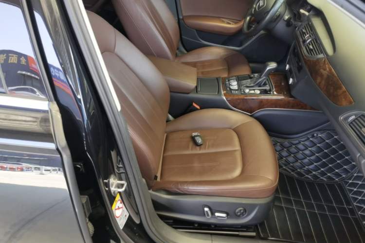 Used Audi A6L 2016 30 FSI Comfort Version Right Front Seat