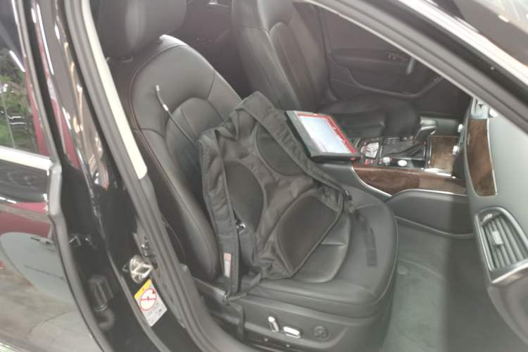 Used Audi A6L 2016 30 FSI Comfort Version Right Front Seat