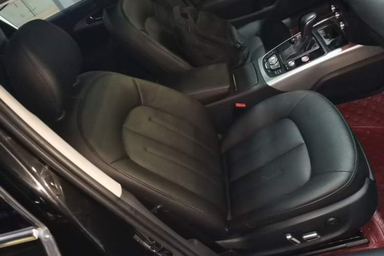 Used Audi A6L 2016 TFSI Technology Edition Right Front Seat
