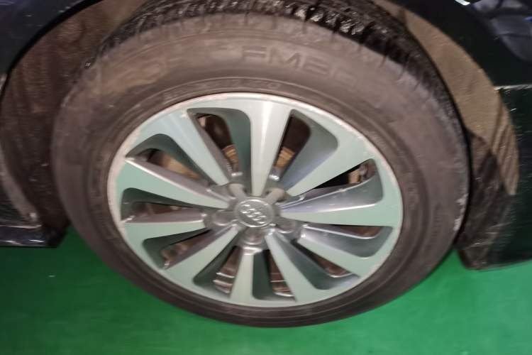Used Audi A6L 2016 30 FSI Technology Model Right Front Wheel Hub