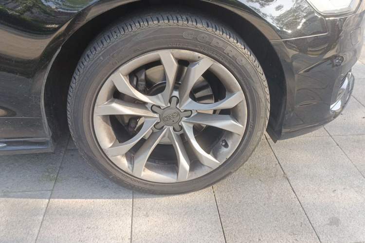 Used Audi A6L 2016 TFSI Technology Edition Right Front Wheel Hub