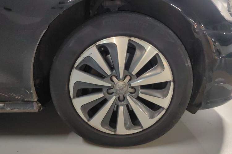Used Audi A6L 2016 TFSI Technology Edition Right Front Wheel Hub