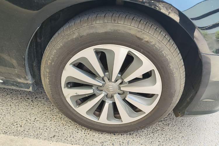 Used Audi A6L 2016 TFSI Comfort Model Right Front Wheel Hub