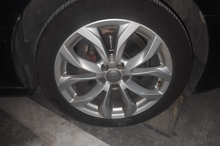 Used Audi A6L 2016 TFSI Sport Edition Right Front Wheel Hub