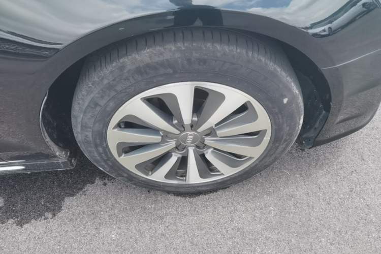 Used Audi A6L 2016 30 FSI Comfort Version Right Front Wheel Hub