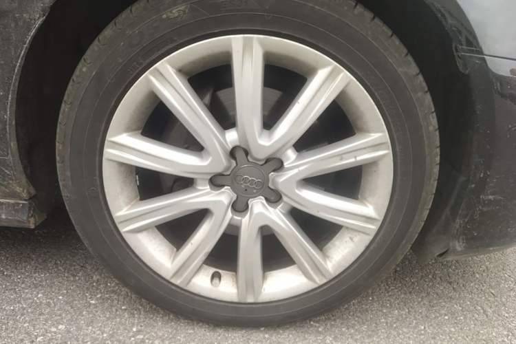Used Audi A6L 2016 TFSI Comfort Model Right Front Wheel Hub