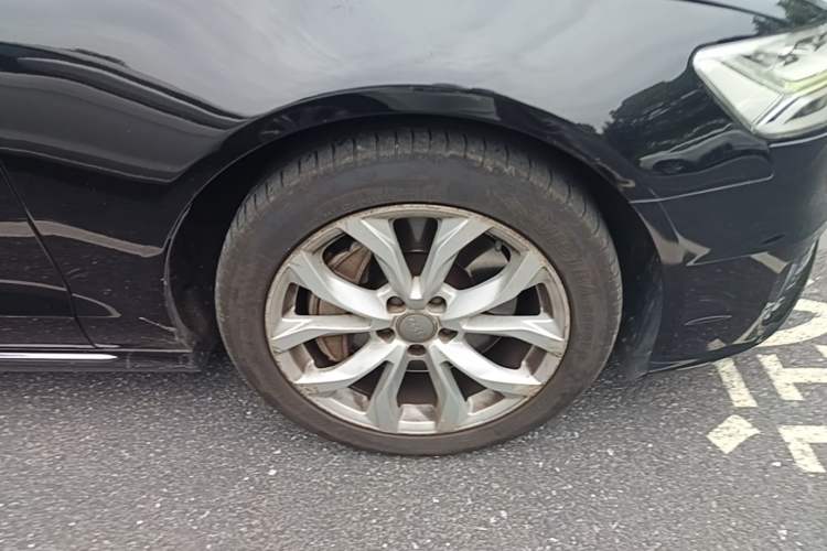 Used Audi A6L 2016 45 TFSI quattro Sport Edition Right Front Wheel Hub