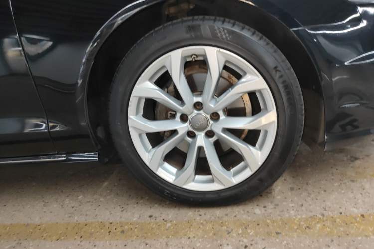 Used Audi A6L 2016 30 FSI Comfort Version Right Front Wheel Hub