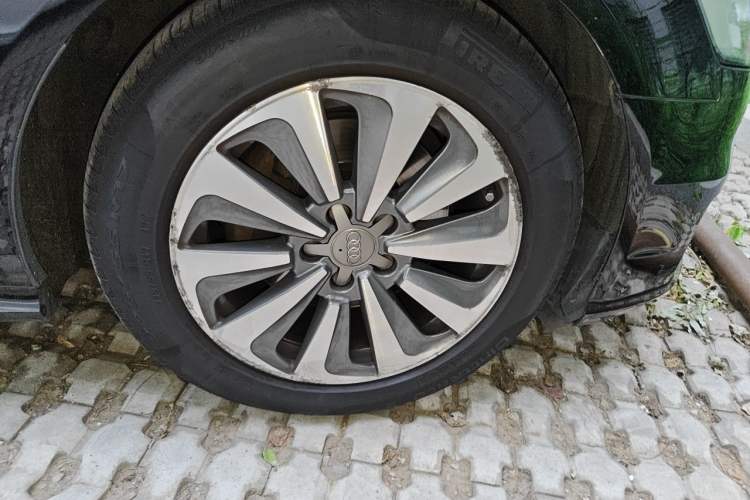 Used Audi A6L 2016 30 FSI Comfort Version Right Front Wheel Hub