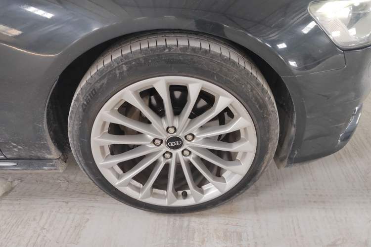 Used Audi A6L 2016 TFSI Technology Edition Right Front Wheel Hub