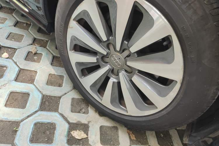 Used Audi A6L 2016 30 FSI Comfort Version Right Front Wheel Hub