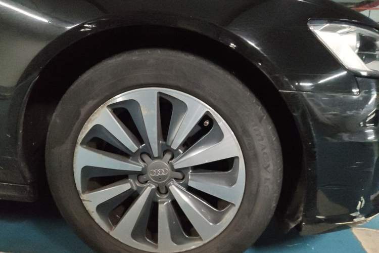 Used Audi A6L 2016 30 FSI Technology Model Right Front Wheel Hub