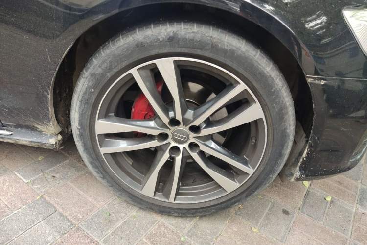 Used Audi A6L 2016 TFSI Technology Edition Right Front Wheel Hub