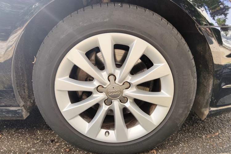 Used Audi A6L 2016 30 FSI Comfort Version Right Front Wheel Hub