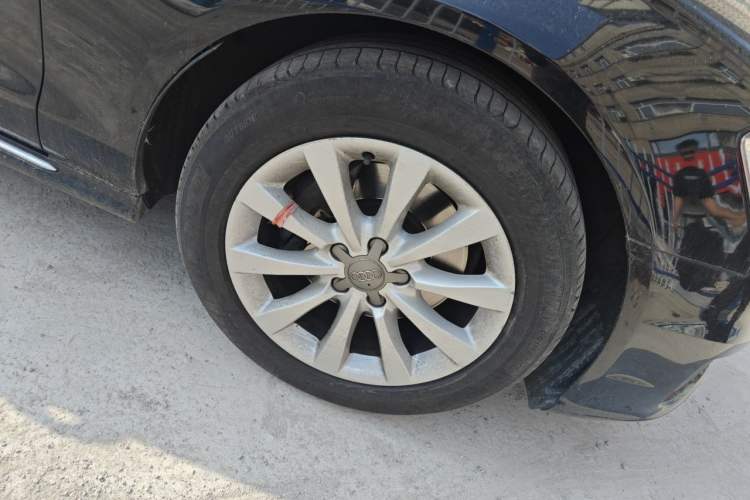 Used Audi A6L 2016 30 FSI Technology Model Right Front Wheel Hub