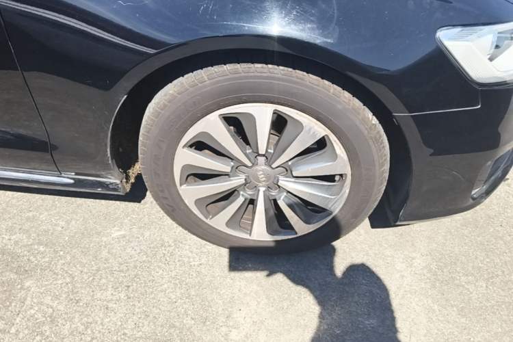 Used Audi A6L 2016 30 FSI Comfort Version Right Front Wheel Hub