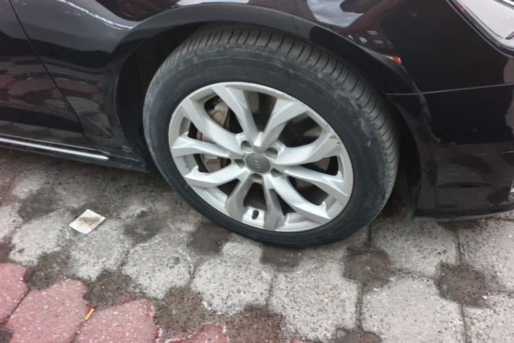 Used Audi A6L 2016 45 TFSI quattro Sport Edition Right Front Wheel Hub