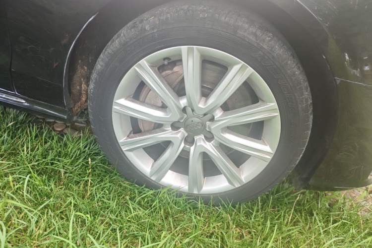Used Audi A6L 2016 50 TFSI quattro Luxury Edition Right Front Wheel Hub