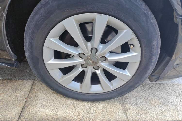 Used Audi A6L 2016 TFSI Technology Edition Right Front Wheel Hub