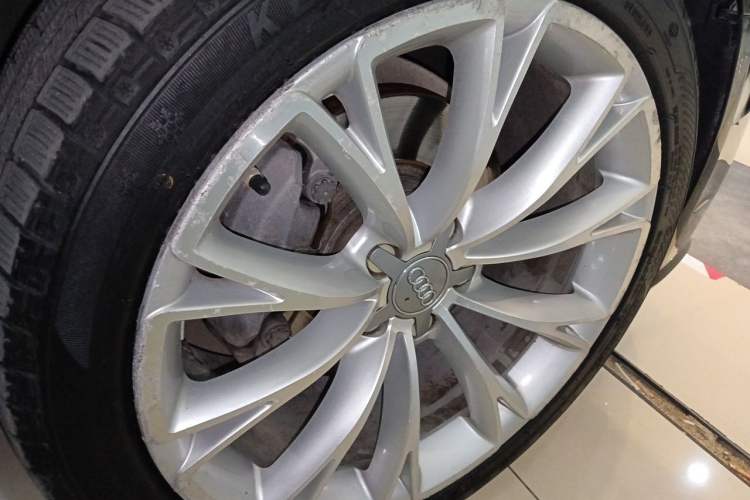 Used Audi A6L 2016 30 FSI Comfort Version Right Front Wheel Hub