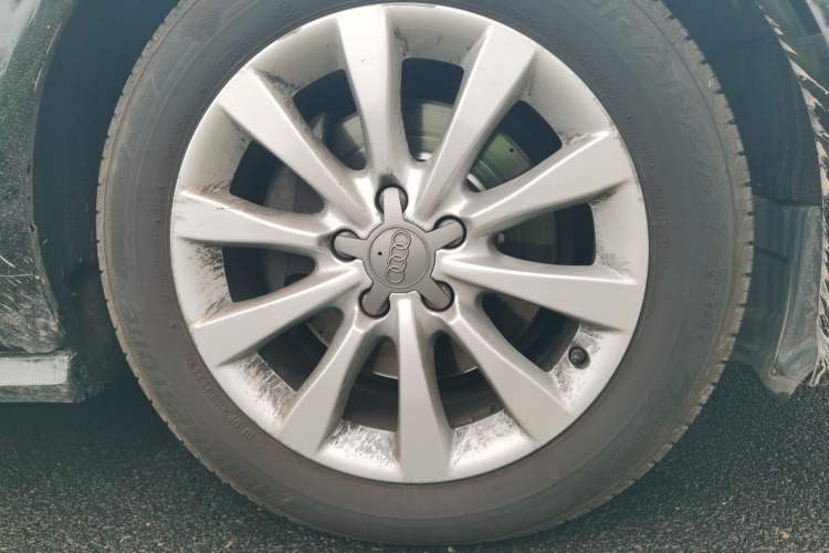 Used Audi A6L 2016 30 FSI Technology Model Right Front Wheel Hub