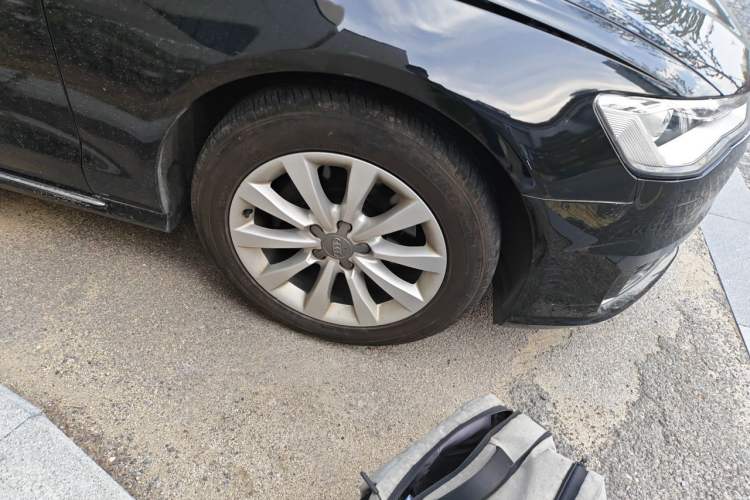 Used Audi A6L 2016 TFSI Technology Edition Right Front Wheel Hub