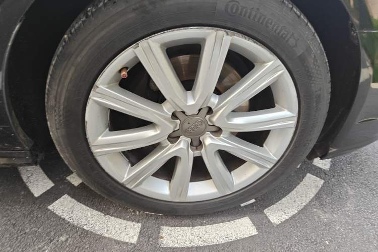 Used Audi A6L 2016 30 FSI Technology Model Right Front Wheel Hub